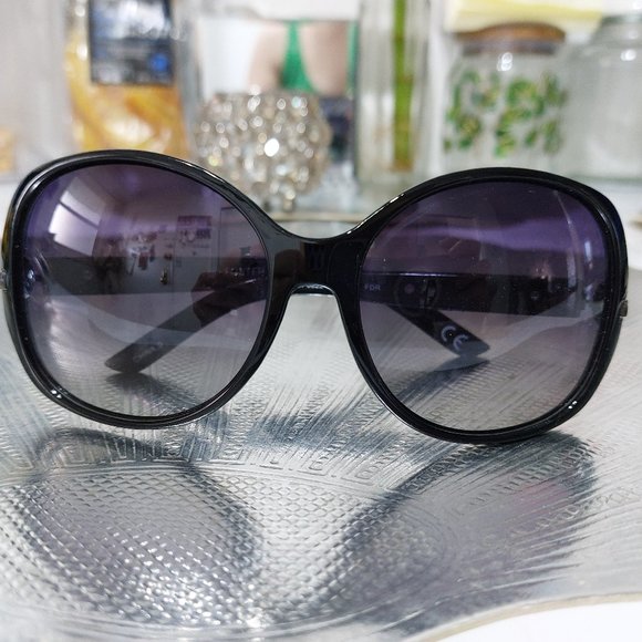 Polarized Foster Grant Sunglasses OP0822 Summer Shades - Picture 1 of 10